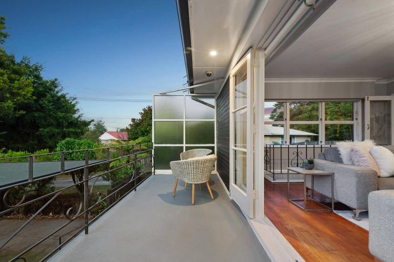 Photo of property in 22 Wharepaina Crescent, Springfield, Rotorua, 3015