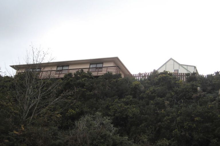 Photo of property in 17a Glen Road, Stokes Valley, Lower Hutt, 5019