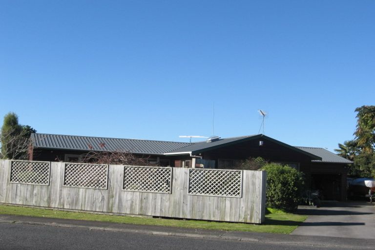 Photo of property in 7 Prestwick Place, Wattle Downs, Auckland, 2103