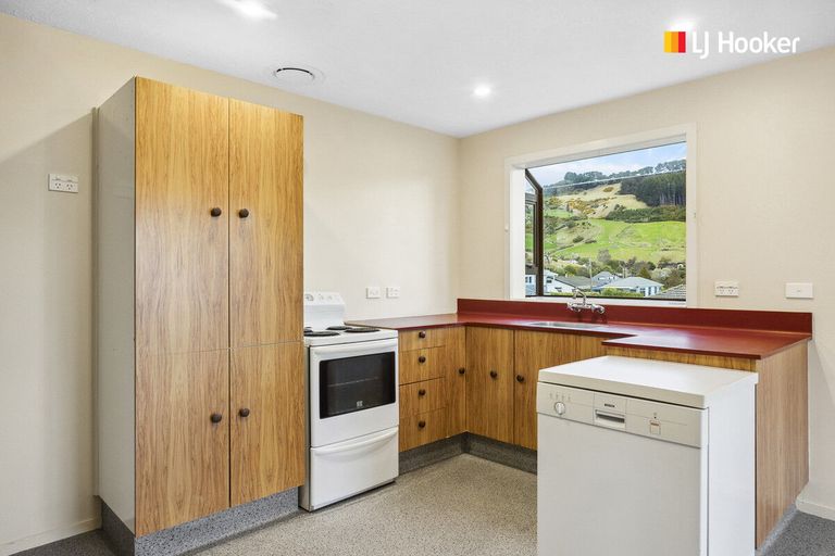 Photo of property in 6 Marett Street, Macandrew Bay, Dunedin, 9014
