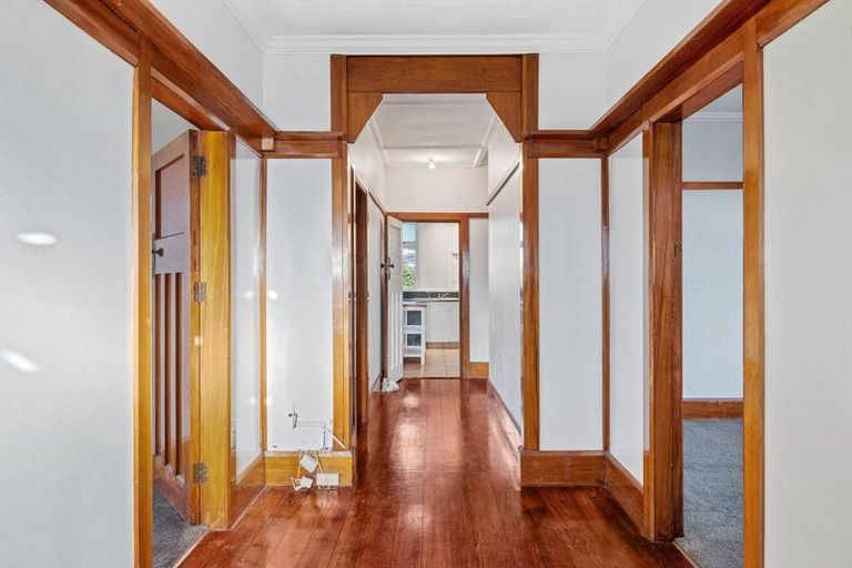 Photo of property in 8 Annandale Avenue, Takaro, Palmerston North, 4410