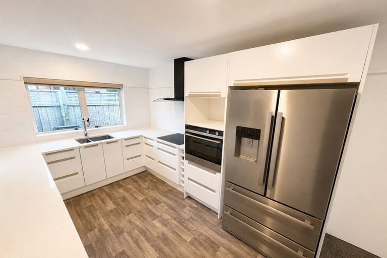 Photo of property in 11 The Grove, Red Beach, 0932