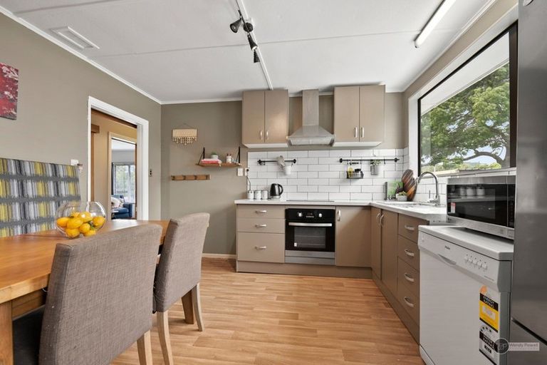 Photo of property in 378 Cambridge Terrace, Naenae, Lower Hutt, 5011