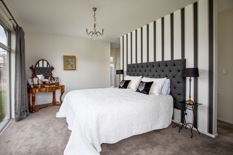 Photo of property in 10 Willoughby Place, Clyde, 9330