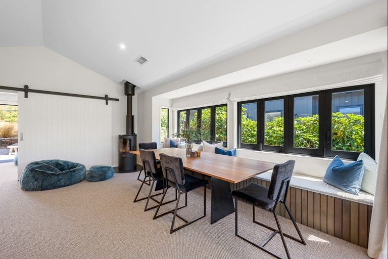 Photo of property in 19 Obelisk Street, Wanaka, 9305