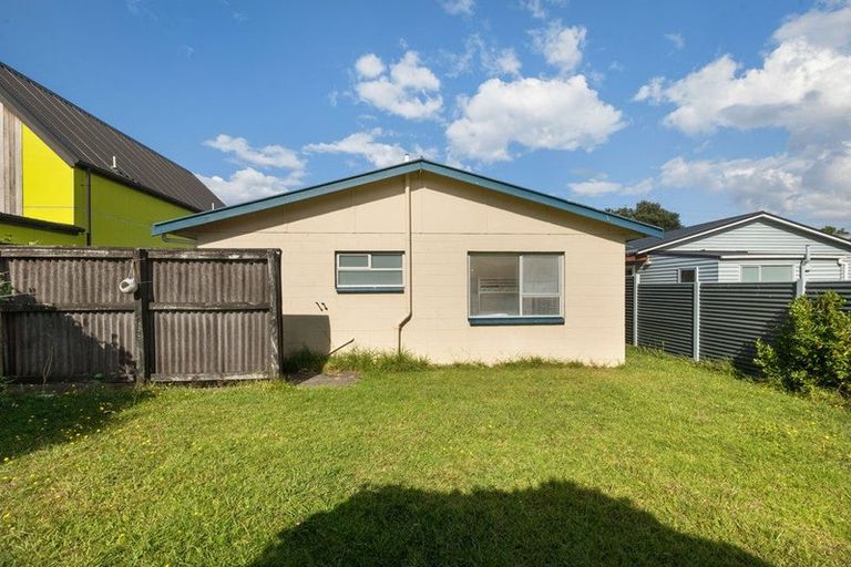 Photo of property in 49 Beach Road, Waihi Beach, 3611