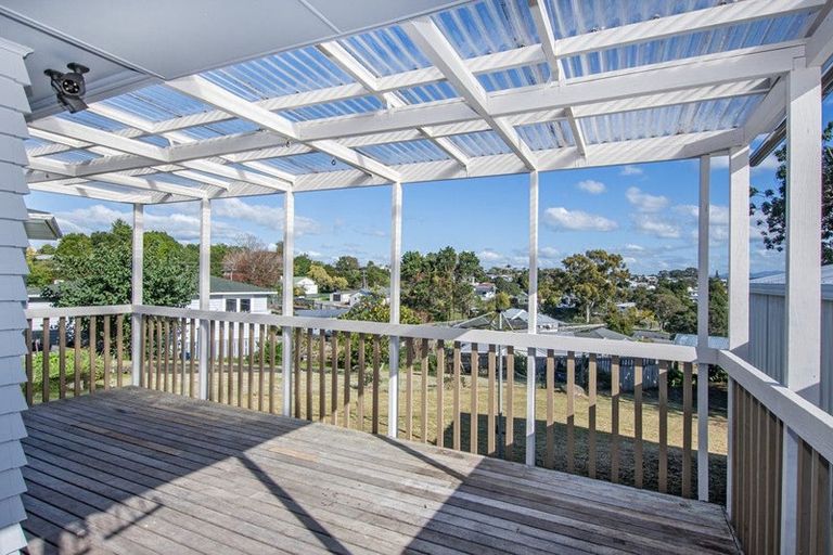 Photo of property in 42 Onerahi Road, Onerahi, Whangarei, 0110