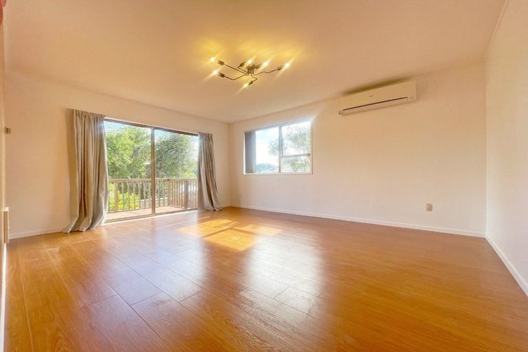 Photo of property in 2/2 Spinella Drive, Bayview, Auckland, 0629