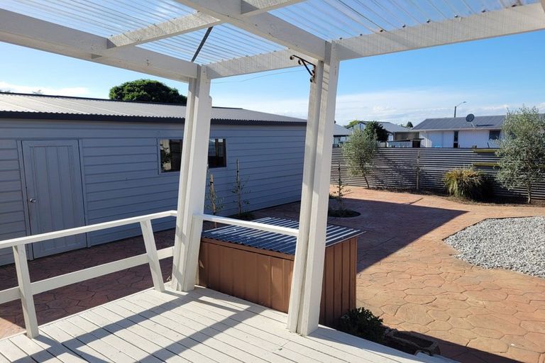 Photo of property in 18 Scott Drive, Flaxmere, Hastings, 4120