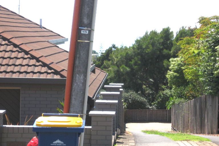 Photo of property in 17a Eastcliffe Road, Castor Bay, Auckland, 0620