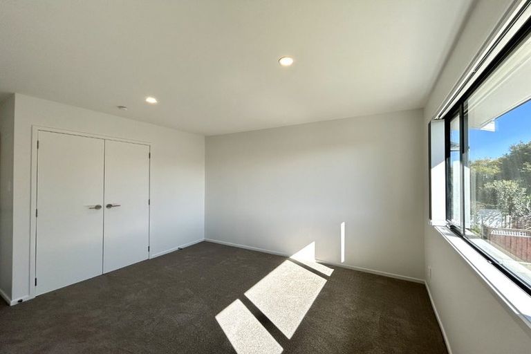 Photo of property in 66 Casuarina Road, Half Moon Bay, Auckland, 2012