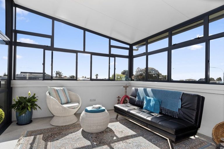 Photo of property in 5 Calypso Drive, Papamoa Beach, Papamoa, 3118