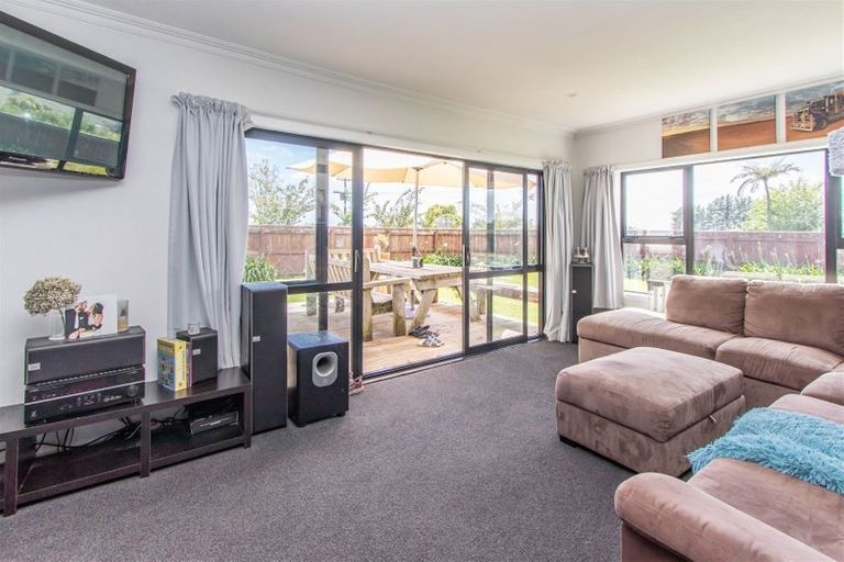 Photo of property in 622 Mountain Road, Lepperton, New Plymouth, 4373