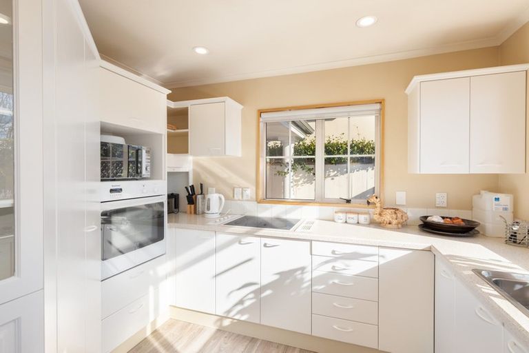 Photo of property in 2/53 Hamilton Avenue, Ilam, Christchurch, 8041