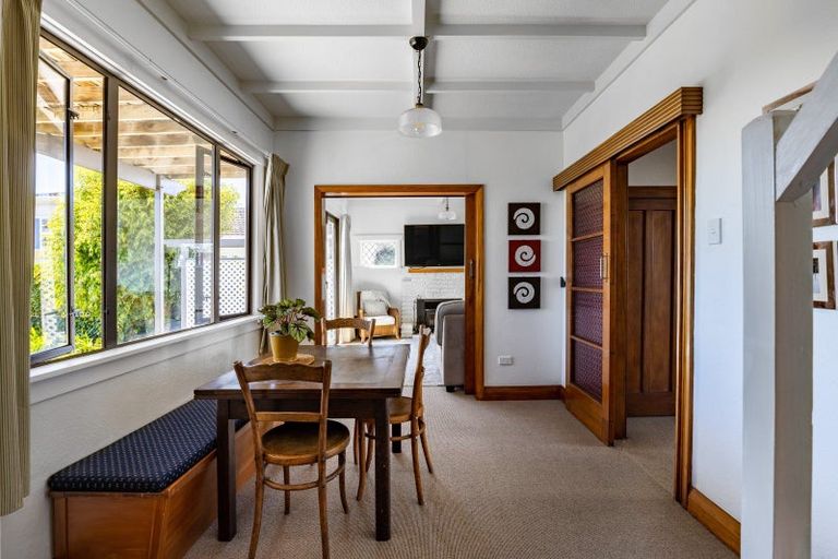 Photo of property in 84 Whiteley Street, Moturoa, New Plymouth, 4310