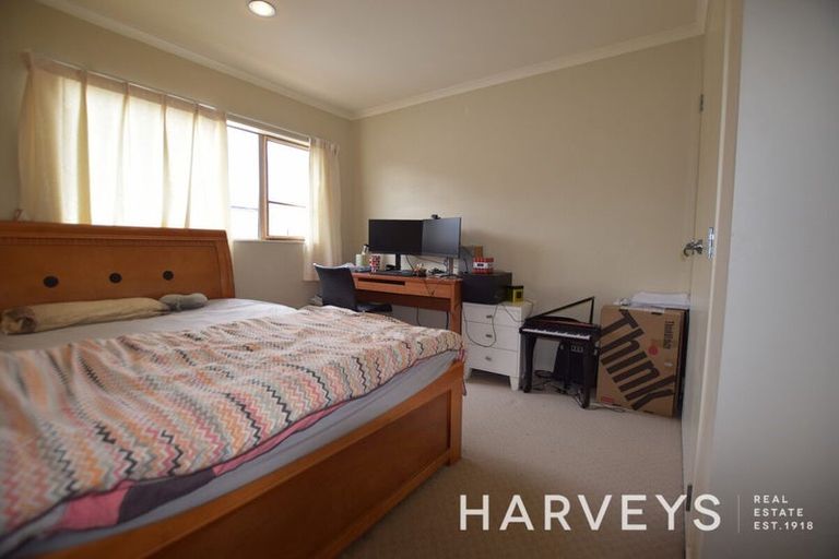 Photo of property in 56 Clover Drive, Henderson, Auckland, 0610
