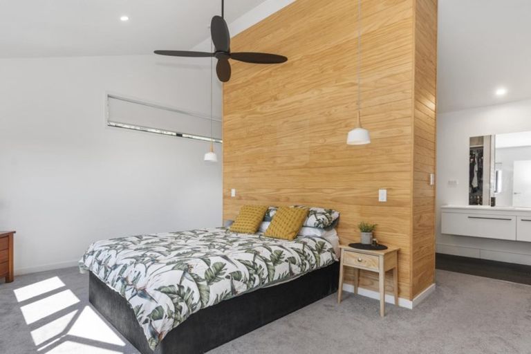 Photo of property in 272 Ballintoy Park Drive, Welcome Bay, Tauranga, 3175