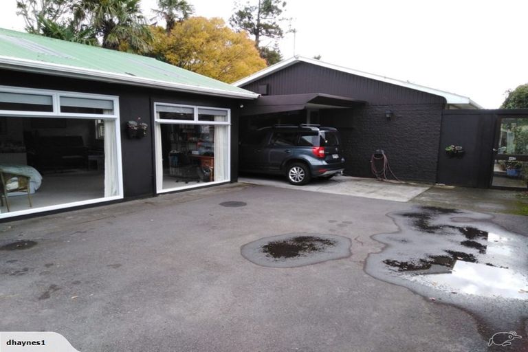 Photo of property in 46a Doralto Road, Frankleigh Park, New Plymouth, 4310