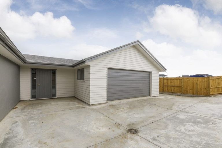 Photo of property in 34 Varsity Heights, Fitzherbert, Palmerston North, 4410