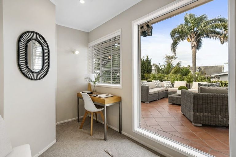 Photo of property in 107 Onewa Road, Northcote, Auckland, 0627