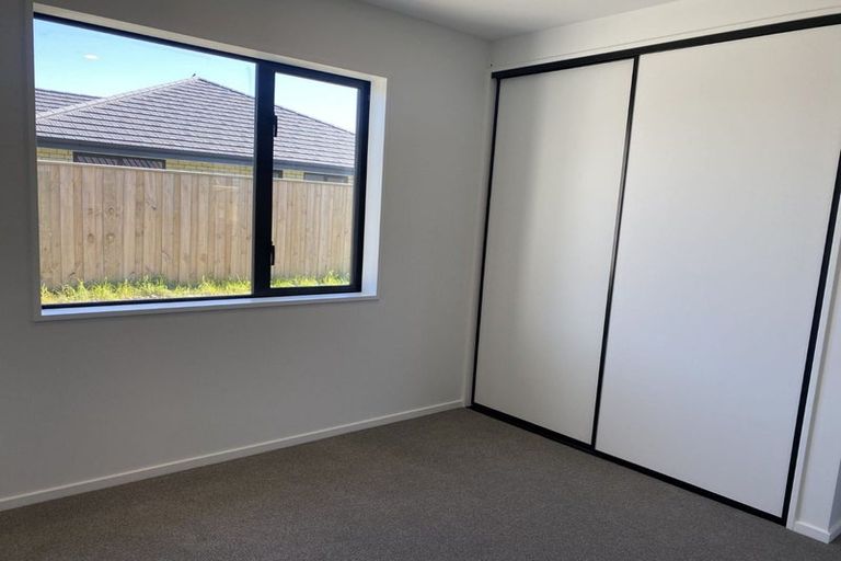 Photo of property in 143 Shillingford Boulevard, Rolleston, 7615