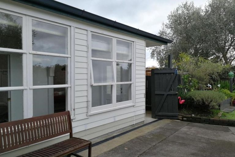 Photo of property in 12a Pegler Drive, Howick, Auckland, 2014