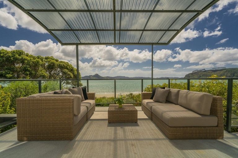 Photo of property in 113 Captain Cook Road, Cooks Beach, Whitianga, 3591