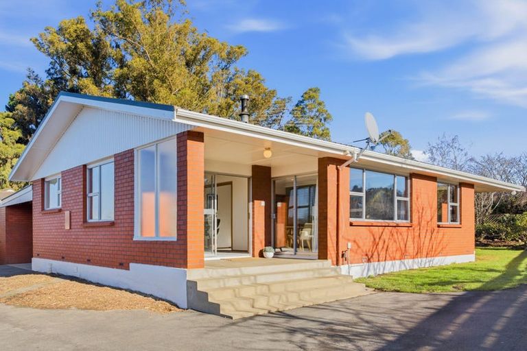Photo of property in 31 Kennedy Road, Fairfield, Dunedin, 9018
