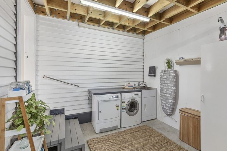 Photo of property in 133 Bell Road, Waiwhetu, Lower Hutt, 5010