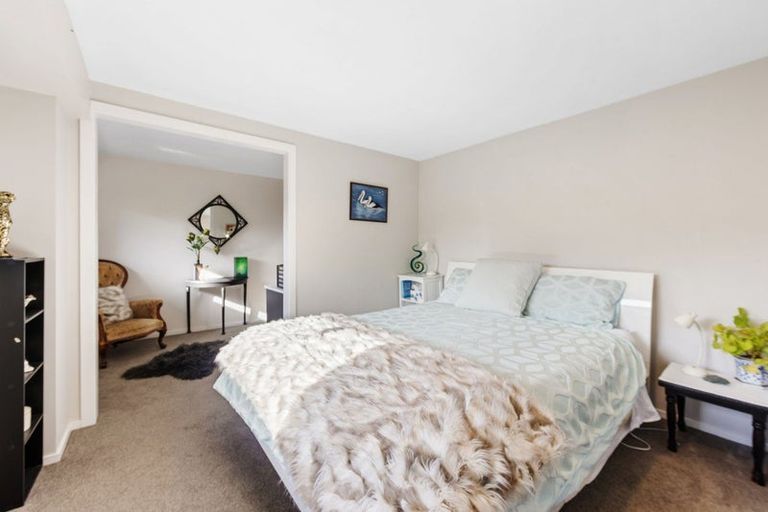 Photo of property in 32c Augusta Street, Redcliffs, Christchurch, 8081