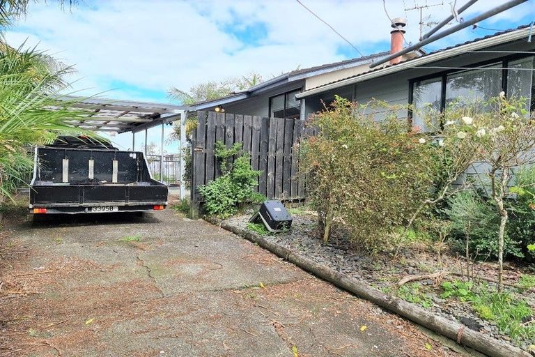 Photo of property in 13 Tabitha Crescent, Henderson, Auckland, 0612