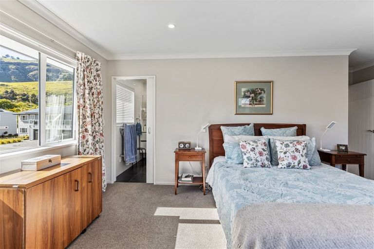 Photo of property in Maltworks Villas, 63/60 Port Hills Road, Heathcote Valley, Christchurch, 8022