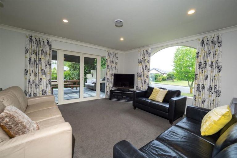 Photo of property in 1 Tranquil Place, Allenton, Ashburton, 7700