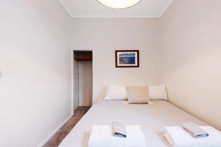 Photo of property in 235 Tinakori Road, Thorndon, Wellington, 6011