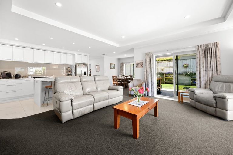 Photo of property in 16 Longbow Terrace, Flagstaff, Hamilton, 3210