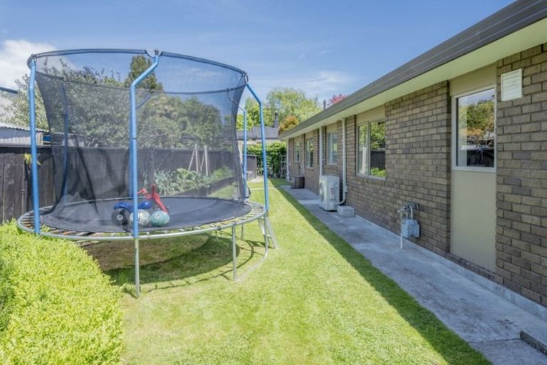 Photo of property in 8a Dee Street, Levin, 5510