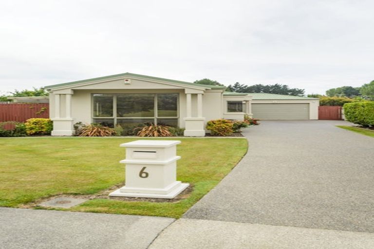 Photo of property in 6 Ursula Drive, Feilding, 4702