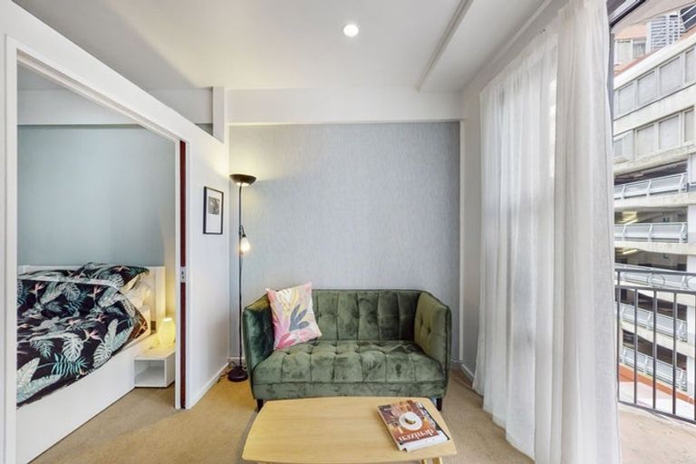 Photo of property in Atrium Towers, 2b/154 The Terrace, Wellington Central, Wellington, 6011