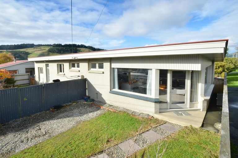 Photo of property in 10 Hall Road, Sawyers Bay, Port Chalmers, 9023
