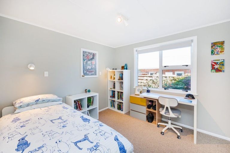 Photo of property in 64 Long Melford Road, Awapuni, Palmerston North, 4412