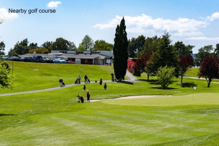 Photo of property in 80 Bert Wall Drive, Omokoroa, 3114