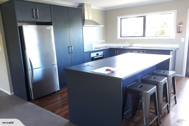 Photo of property in 5 Charles Court, Lake Hawea, Wanaka, 9382