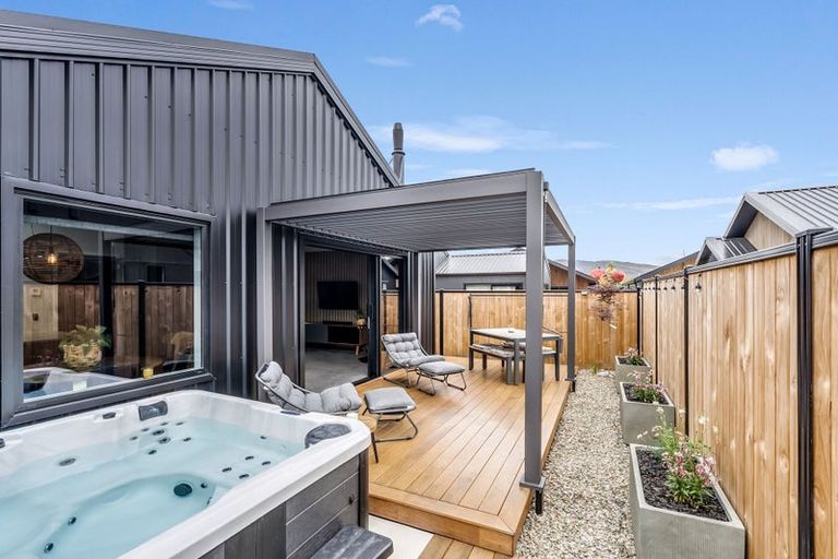 Photo of property in 5 Sandstorm Way, Cromwell, 9310