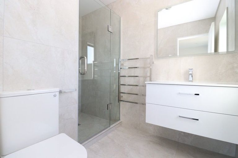 Photo of property in 45 Observation Green, Hobsonville, Auckland, 0616