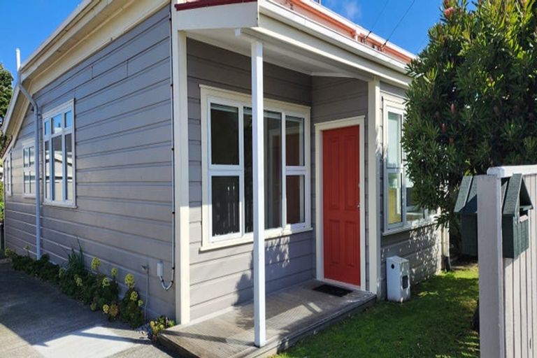 Photo of property in 30 Adelaide Street, Petone, Lower Hutt, 5012