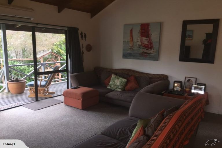 Photo of property in 61 Brian Crescent, Stanmore Bay, Whangaparaoa, 0932