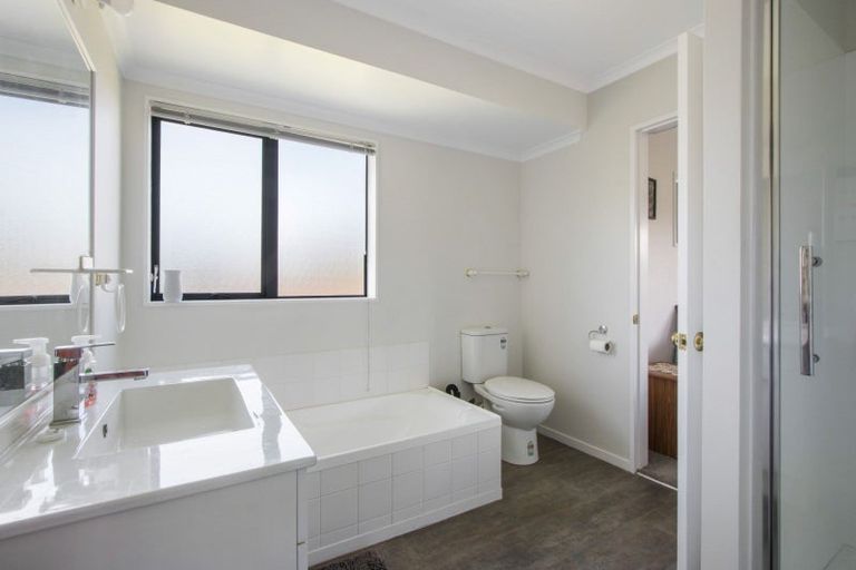 Photo of property in 2 Boyd Road, Waihi, 3610