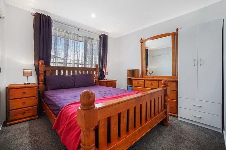 Photo of property in 72 Arion Road, Takanini, 2112