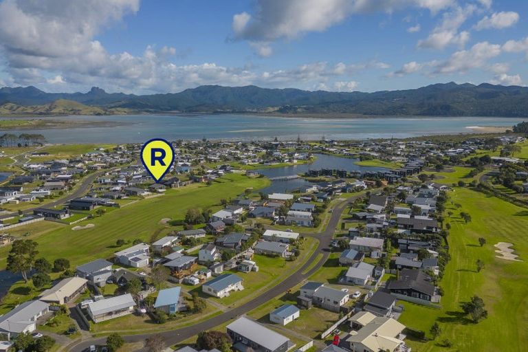 Photo of property in 129 Ngaio Drive, Matarangi, Whitianga, 3592