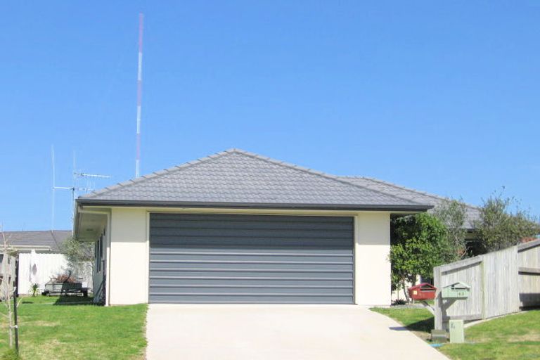 Photo of property in 41 Madeleine Terrace, Papamoa Beach, Papamoa, 3118